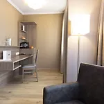 Mercure Center Hotel 3*