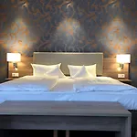 Mercure Center