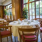 Mercure Center 3*