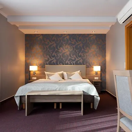 Mercure Center