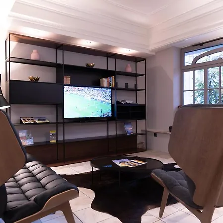 Отель Mercure Center 3*