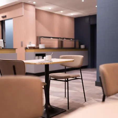 Hotel Mercure Center 3*