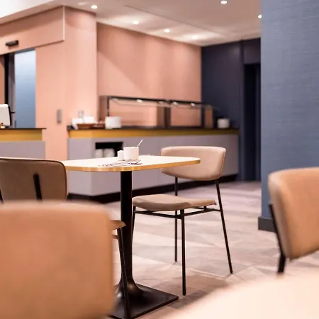 Mercure Center