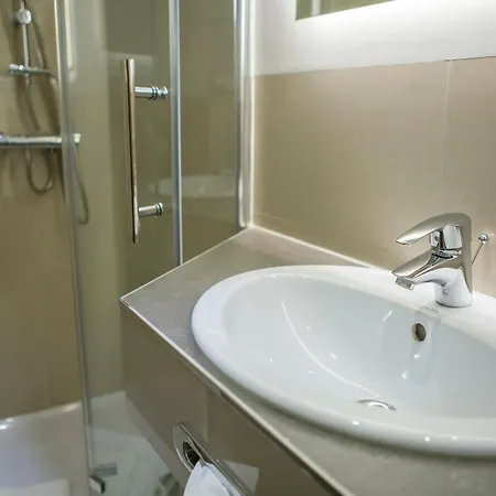 Hotell Mercure Center 3*