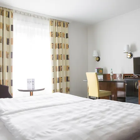 Mercure Center מלון 3*