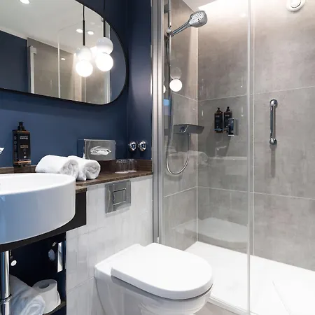 Отель Mercure Center 3*