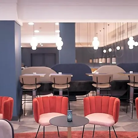 Mercure Center 3*