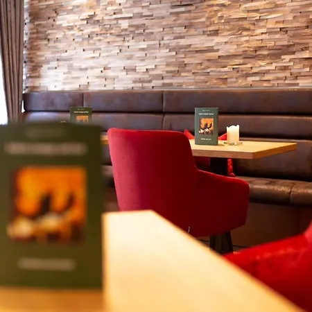 Mercure Center Hotel 3*