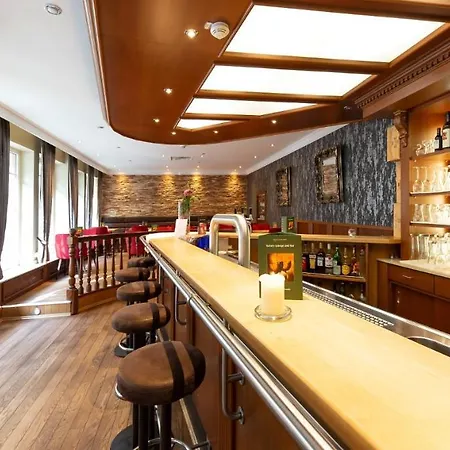 Hotel Mercure Center 3*