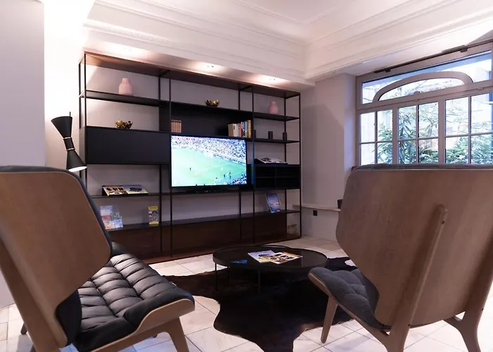 Hotel Mercure Center 3*