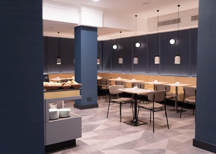 Hotel Mercure Center 3*