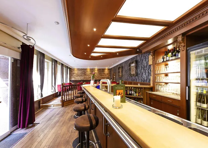 Mercure Center Hotel 3*